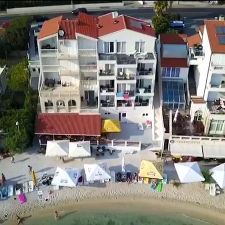 Sea Star Apartments Podstrana Esterno foto