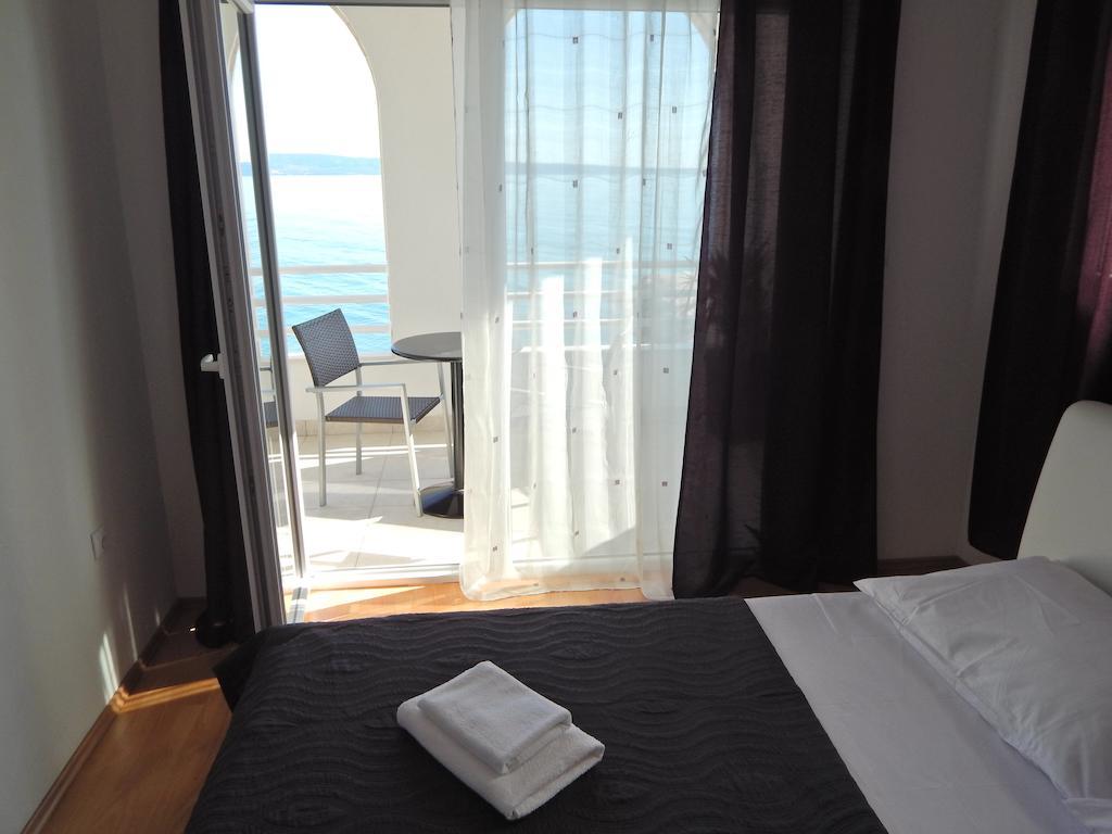 Sea Star Apartments Podstrana Esterno foto